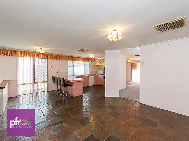 Sixth view of Homely house listing, 35 Knightsbridge Way, Thornlie WA 6108