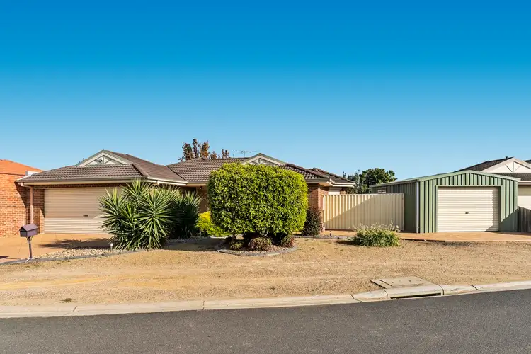 22 Santolin Drive, Hillside VIC 3037