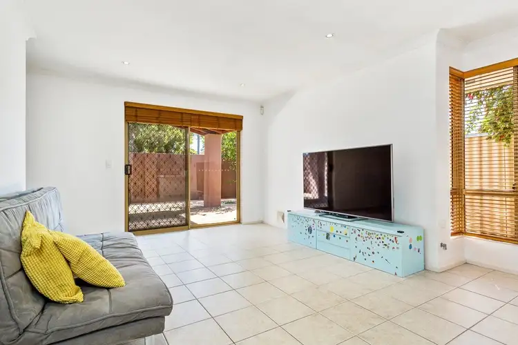 Fourth view of Homely semi-detached listing, 1/2 Vaughan Street, Dianella WA 6059