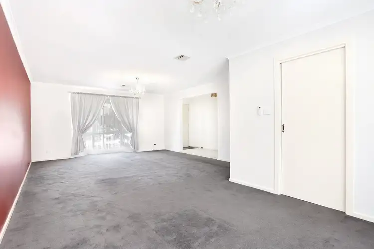 Sixth view of Homely house listing, 4 Kunzea Close, Meadow Heights VIC 3048