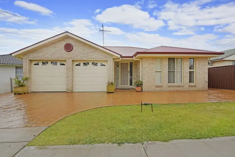 18 Miri Crescent, Holsworthy NSW 2173