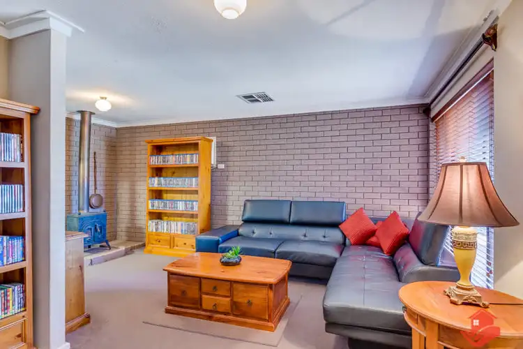 Second view of Homely house listing, 2 Farnham Place, Gosnells WA 6110