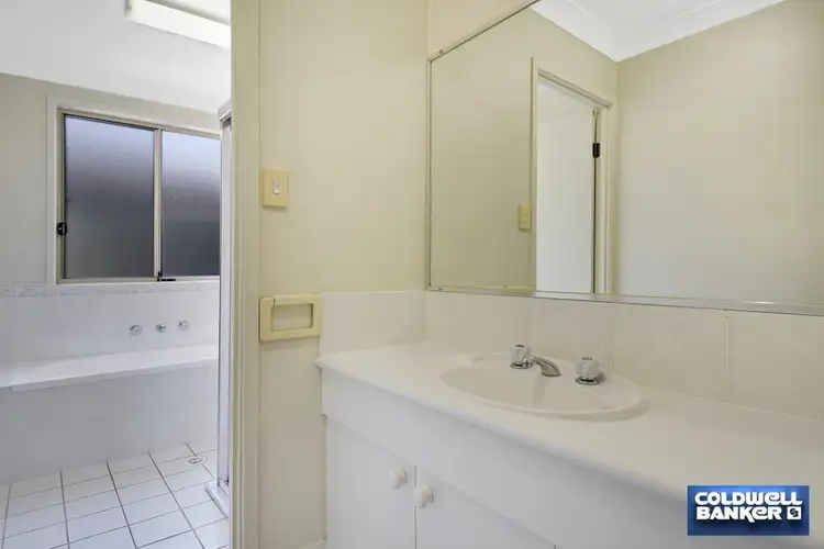Sixth view of Homely house listing, 33 Glenelg Court, Wattle Grove NSW 2173