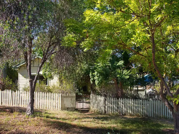 Sixth view of Homely house listing, 2 Dalma Avenue, Castlemaine VIC 3450