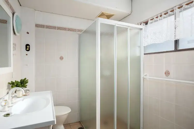 Fourth view of Homely unit listing, 5/192-198 Princes Highway, Fairy Meadow NSW 2519