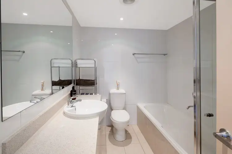 Fifth view of Homely apartment listing, 946/4 Lachlan Street, Waterloo NSW 2017