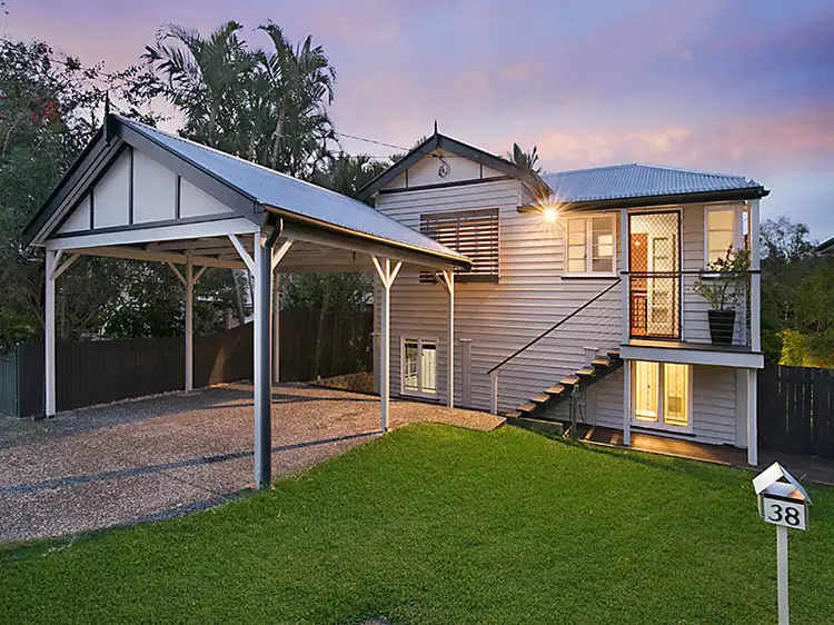 38 Rochdale Avenue, Tarragindi QLD 4121
