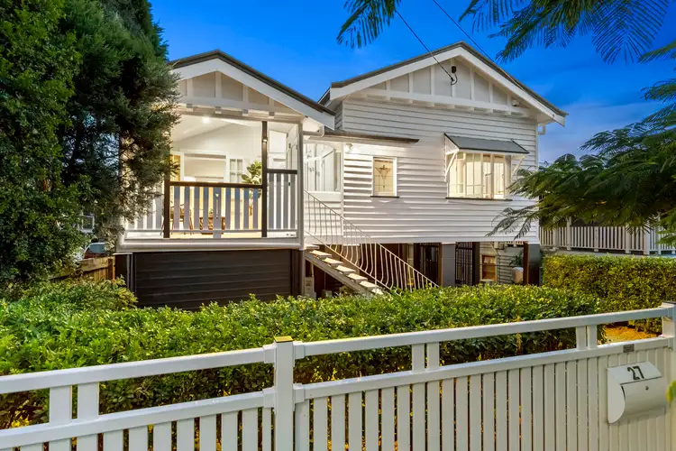 27 Rigby Street, Wooloowin QLD 4030