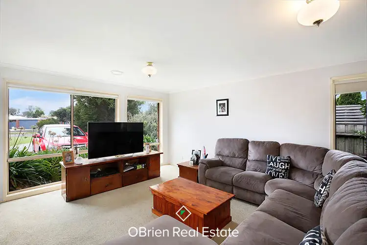 Second view of Homely house listing, 7 Lea Court, Hastings VIC 3915