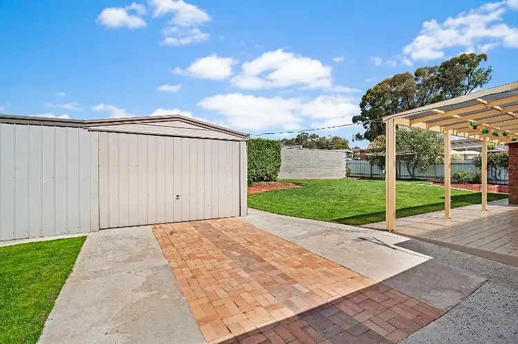 Sixth view of Homely house listing, 15 Howell Crescent, Kangaroo Flat VIC 3555