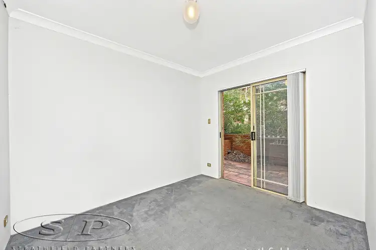 Sixth view of Homely apartment listing, 4/18 Weigand Avenue, Bankstown NSW 2200