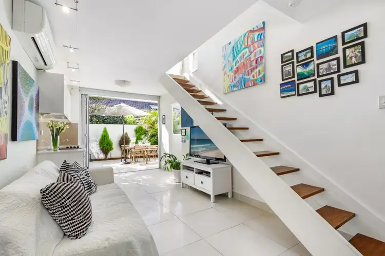 2/11 Esther Road, Mosman NSW 2088