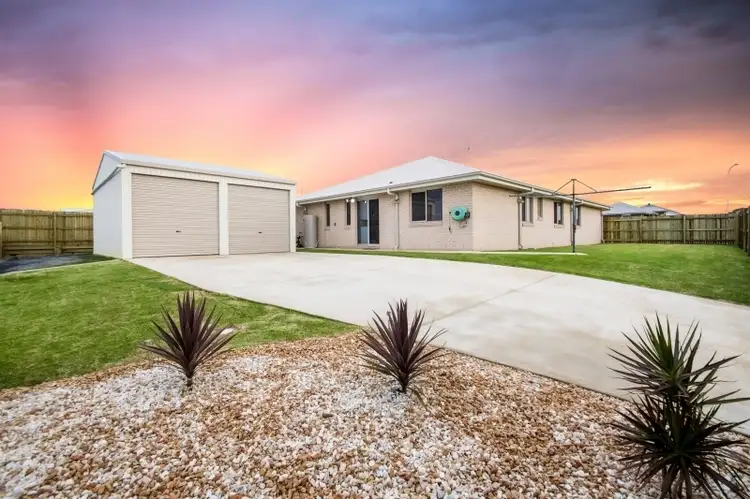 Second view of Homely house listing, 2 MACULAN Crescent, Westbrook QLD 4350