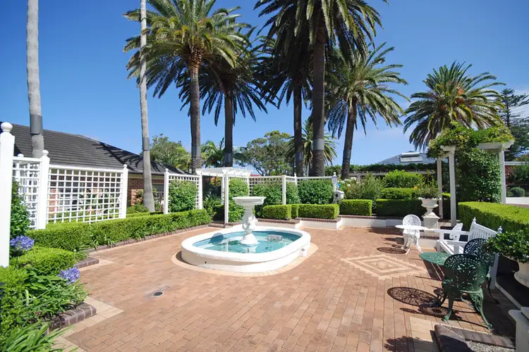 Third view of Homely villa listing, 2/9 Lucas Street, Cronulla NSW 2230