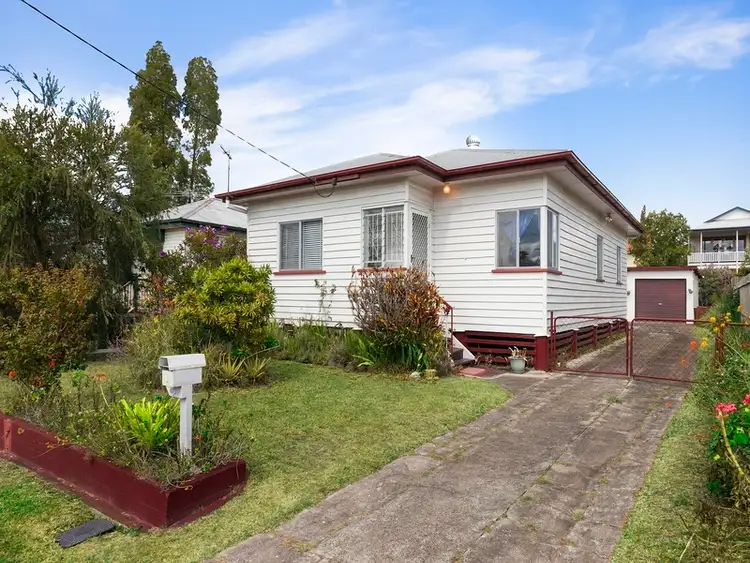 61 Graceville Avenue, Graceville QLD 4075