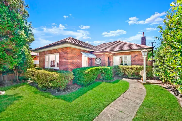 675 Mowbray Road, Lane Cove North NSW 2066