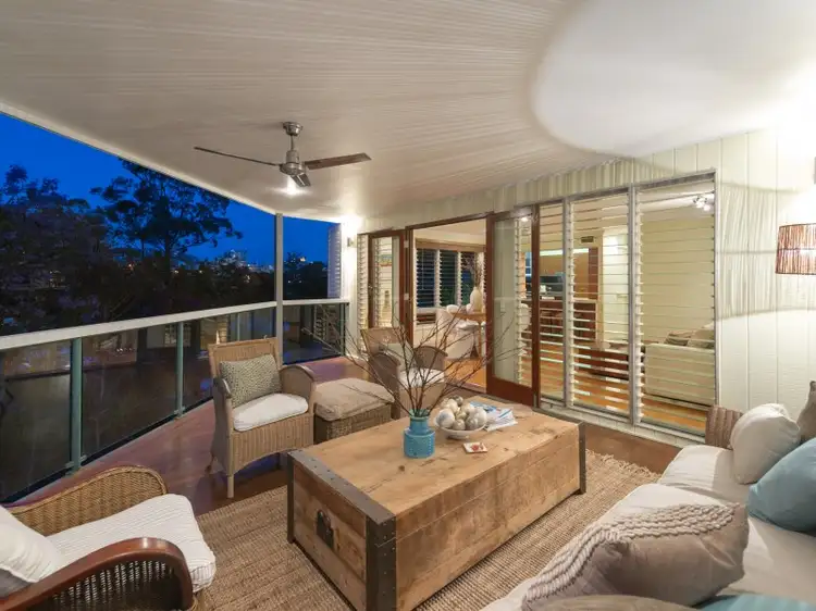 17 Upper Cairns Terrace, Paddington QLD 4064