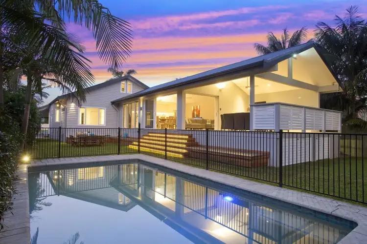 16 Wimbledon Avenue, North Narrabeen NSW 2101