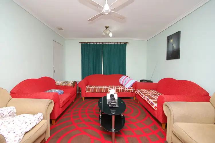 Fourth view of Homely house listing, 2 Canadian Court, Meadow Heights VIC 3048
