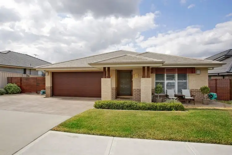 68 Moyengully Avenue, Mount Annan NSW 2567