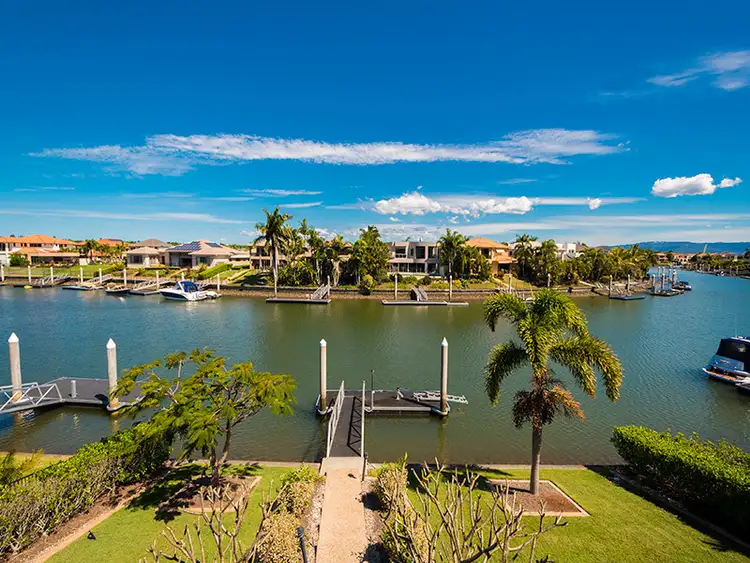 2309 Belmont Court, Hope Island QLD 4212