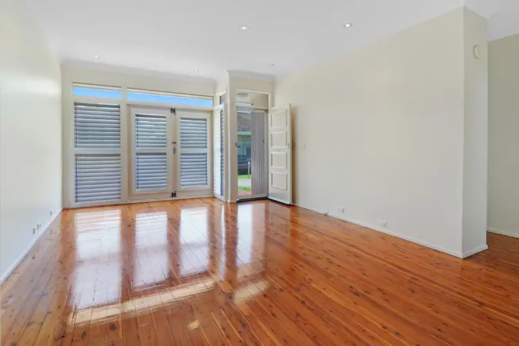 Fourth view of Homely villa listing, 3/12 Reading Road, Brighton-le-sands NSW 2216