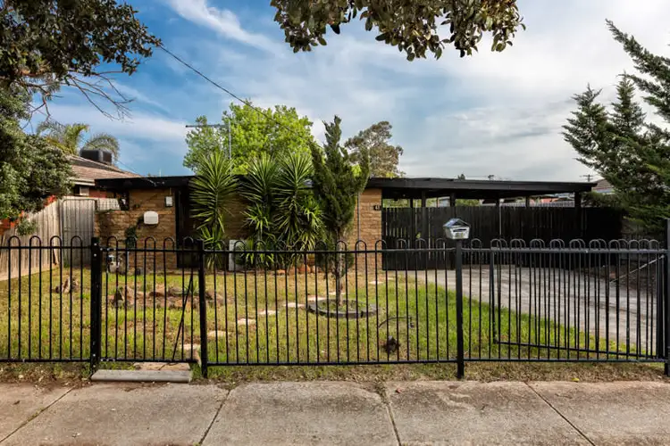 41 Second Avenue, Melton South VIC 3338
