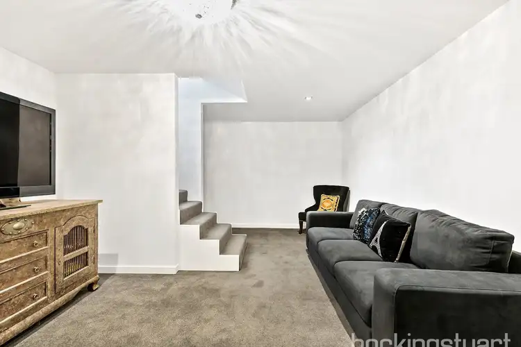Sixth view of Homely townhouse listing, 2/211 Beach Road, Mordialloc VIC 3195