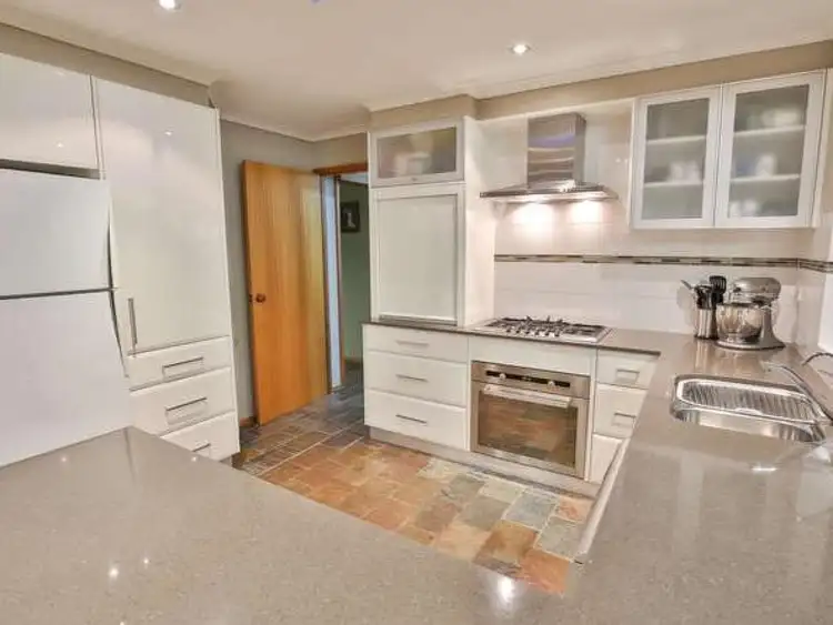 Third view of Homely house listing, 8 Swan Place, Mildura VIC 3500