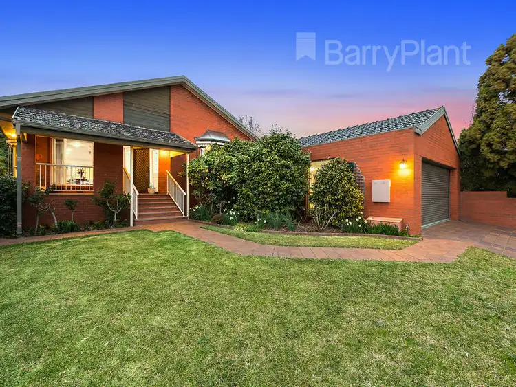 4 Traydal Close, Wantirna VIC 3152
