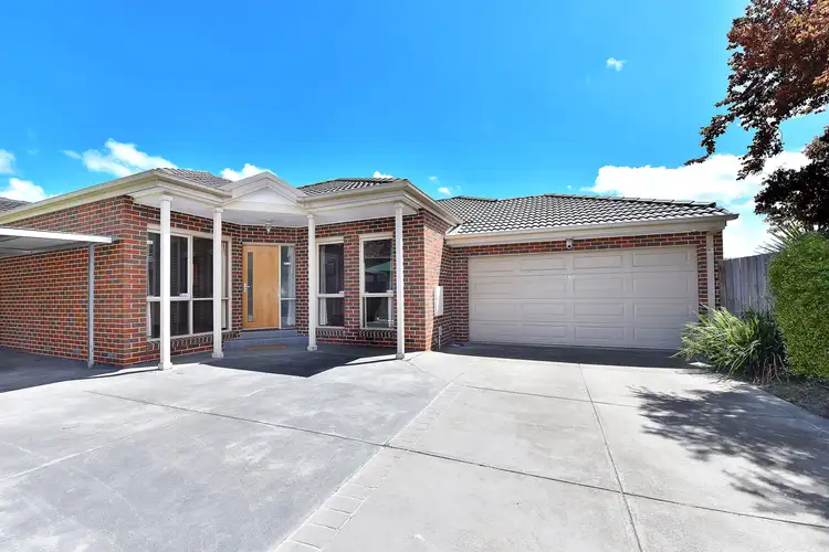 2/7 Kyneton Ave, Reservoir VIC 3073