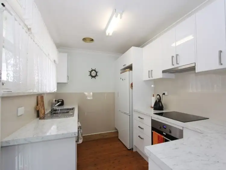 Fourth view of Homely house listing, 1 Kent Street, Goulburn NSW 2580