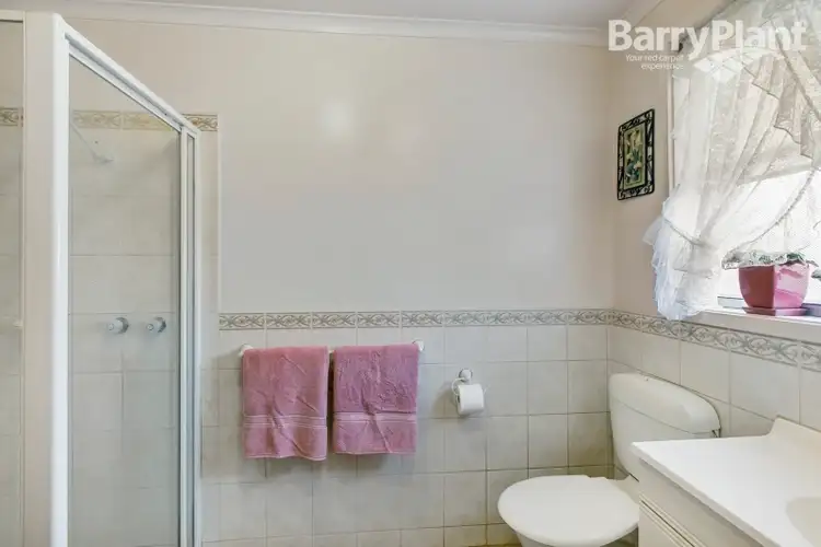 Sixth view of Homely house listing, 31 Valley Fair Drive, Narre Warren VIC 3805