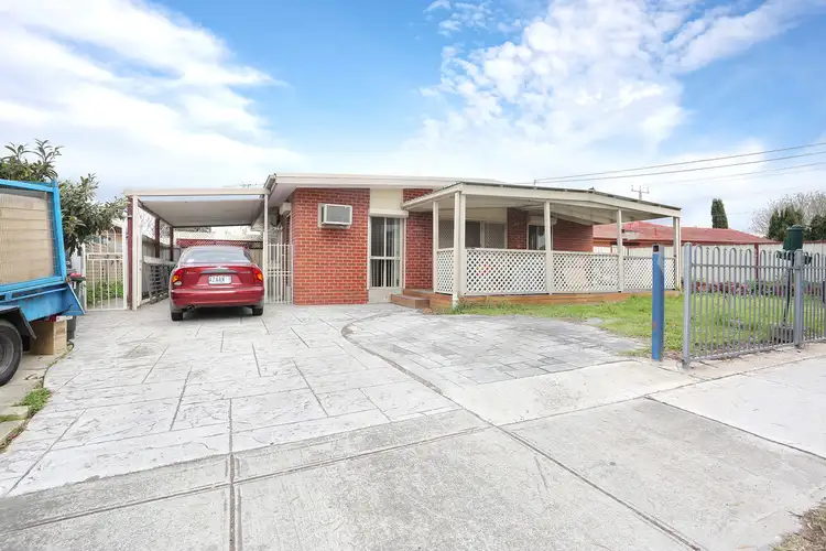 Second view of Homely house listing, 21 Riches Street, Dallas VIC 3047
