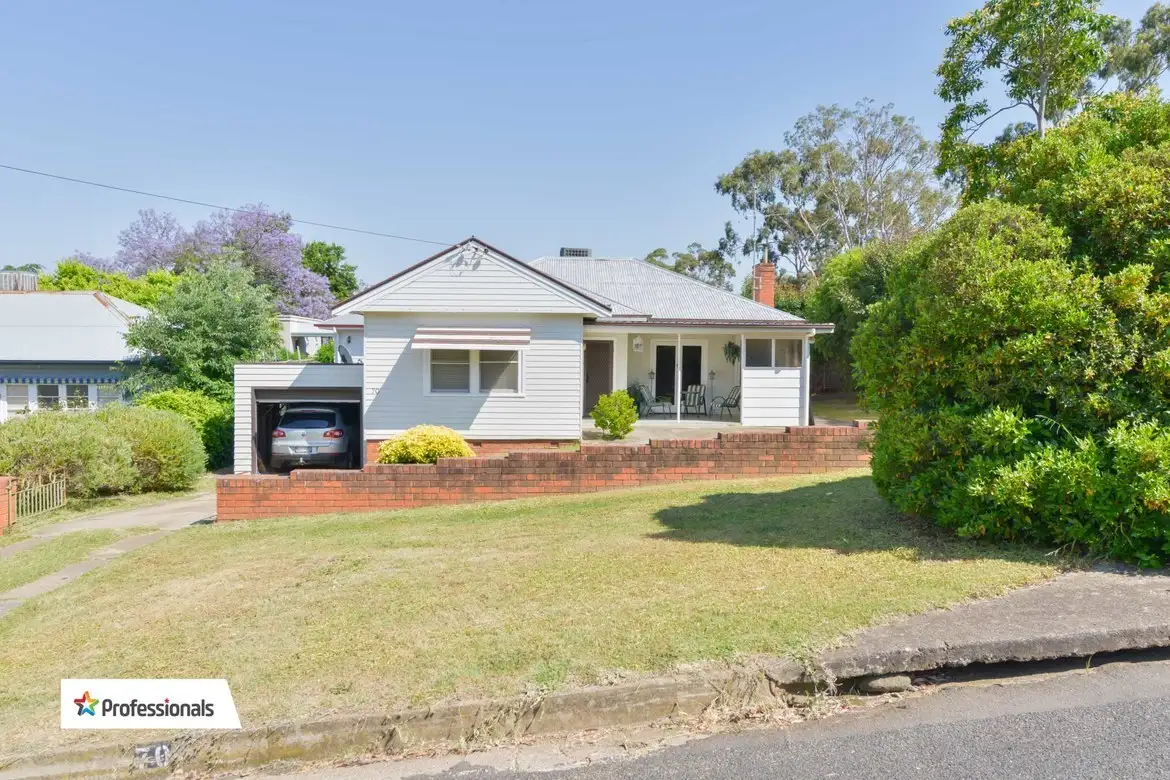 Main view of Homely house listing, 70 Hill Street, Tamworth NSW 2340