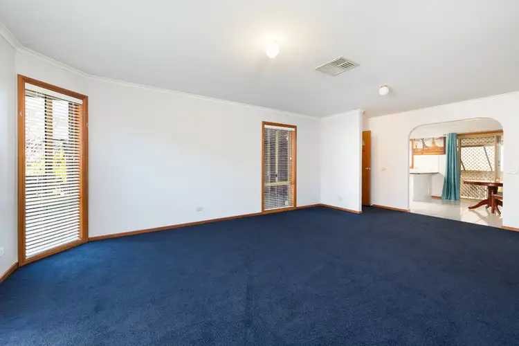 Fifth view of Homely unit listing, 1/36 Mayfair Drive, Wodonga VIC 3690