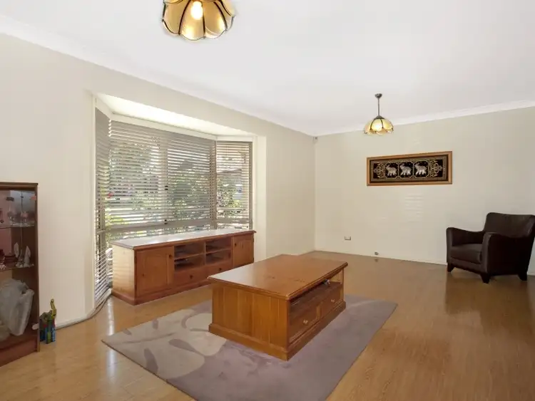 Second view of Homely house listing, 10 Wallis Glen, Cranebrook NSW 2749