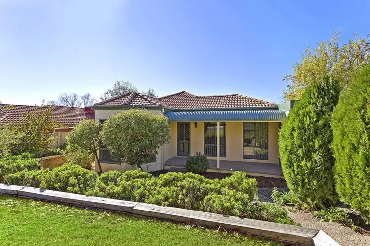 Second view of Homely house listing, 6 Juniper Way, Baranduda VIC 3691