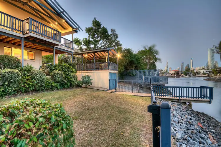 1 Cleland Crescent, Broadbeach Waters QLD 4218