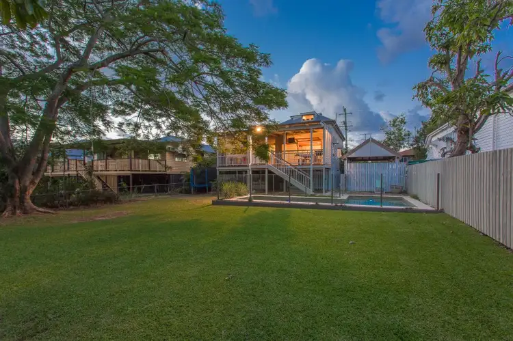 86 Lodge Road, Wooloowin QLD 4030