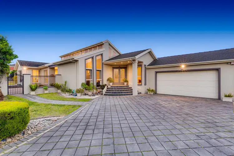 7 Greybox Court, Hillside VIC 3037