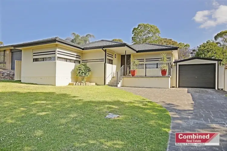 5 Akuna Avenue, Bradbury NSW 2560