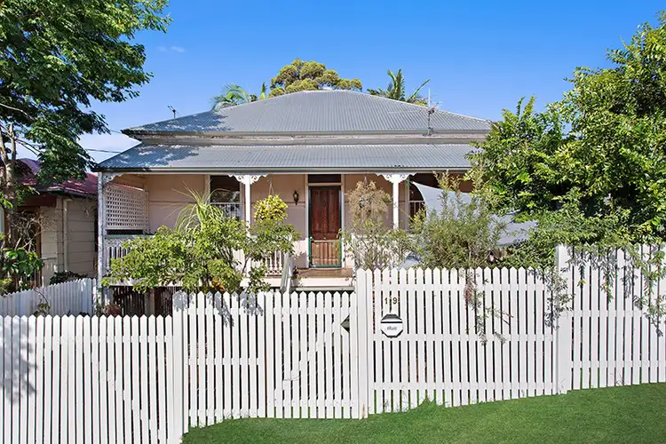 19 Murray Street, Red Hill QLD 4059