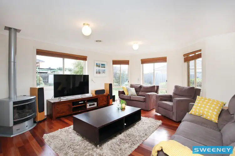 Sixth view of Homely house listing, 7 Exhibition Parade, Taylors Hill VIC 3037