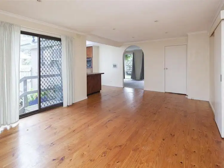 Sixth view of Homely house listing, 17 Oxley Way, Endeavour Hills VIC 3802