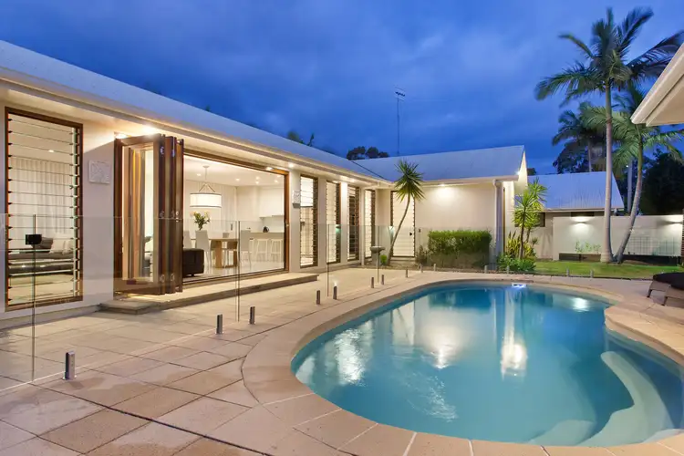 12 Sleepy Hollow Drive, Noosa Heads QLD 4567