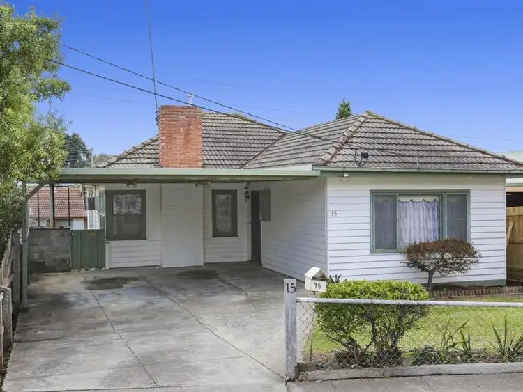 15 Glenvale Road, Reservoir VIC 3073