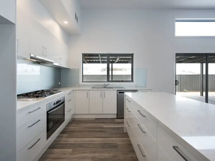 Fifth view of Homely house listing, 32 McKenzie Way, Mckenzie Hill VIC 3451