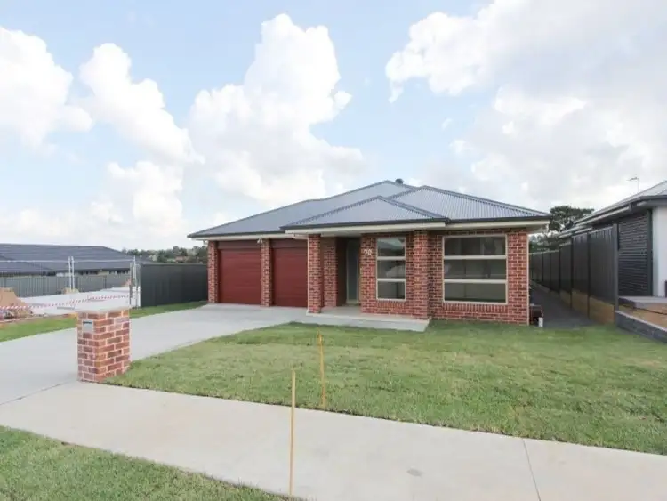 70 Mewburn Drive, Goulburn NSW 2580