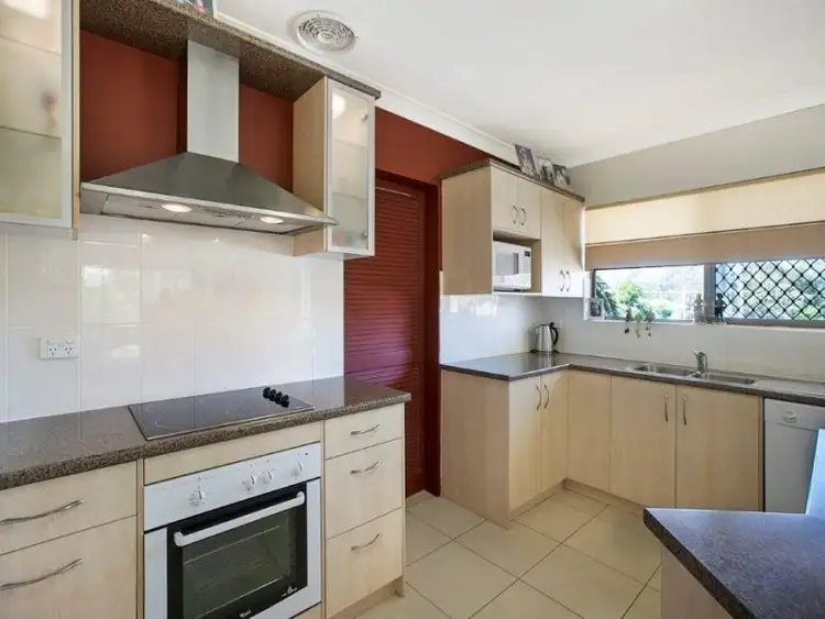 5/9 Hall Avenue, Bongaree QLD 4507